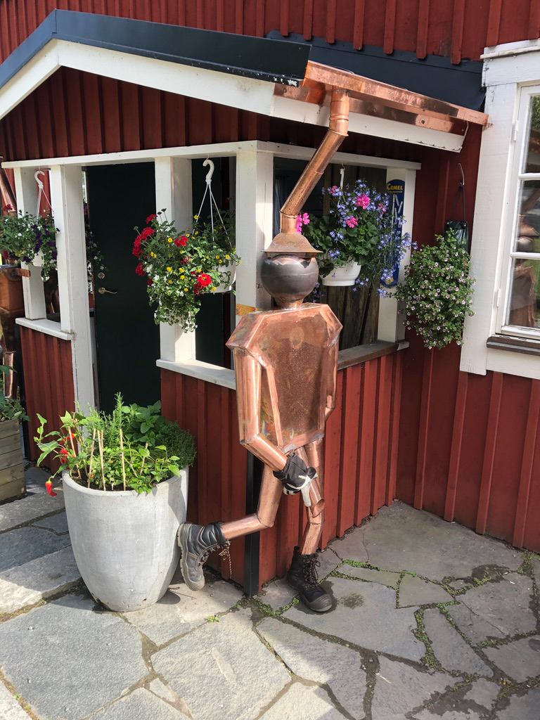 Bild på rolig utkastare på Plåtisak Huvudkontor